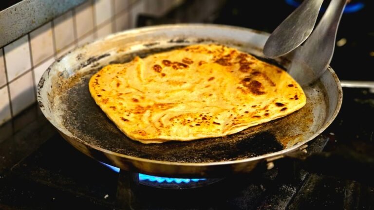 Aloo Paratha with Butter