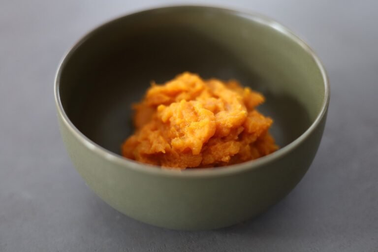 Aubrac-Style Stretchy Cheese and Potato Puree