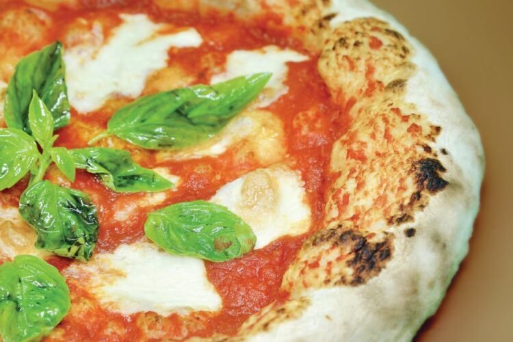 Classic Neapolitan Pizza Margherita