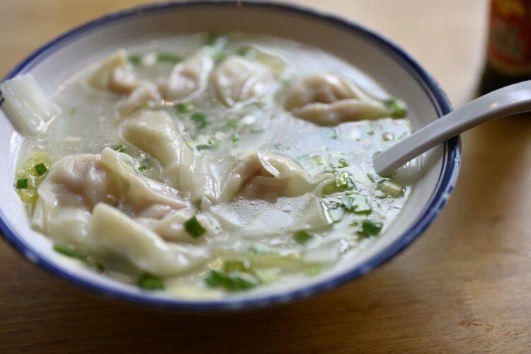 Classic Wonton Soup