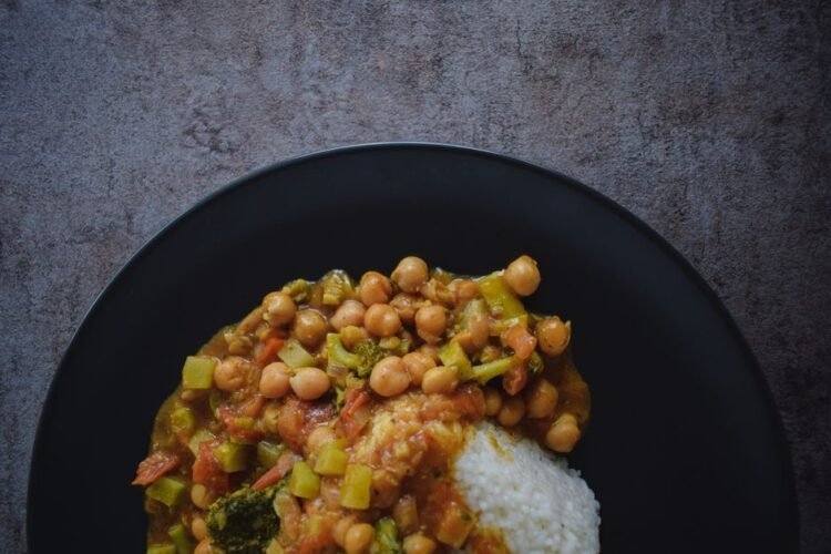 Ethiopian Chickpea Flour Stew with Berbere and Garlic
