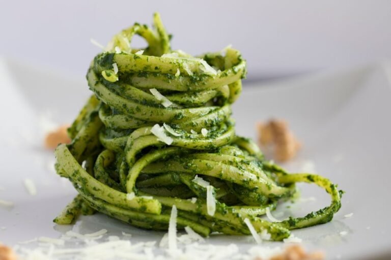 Genoese Basil Pesto Pasta with Linguine