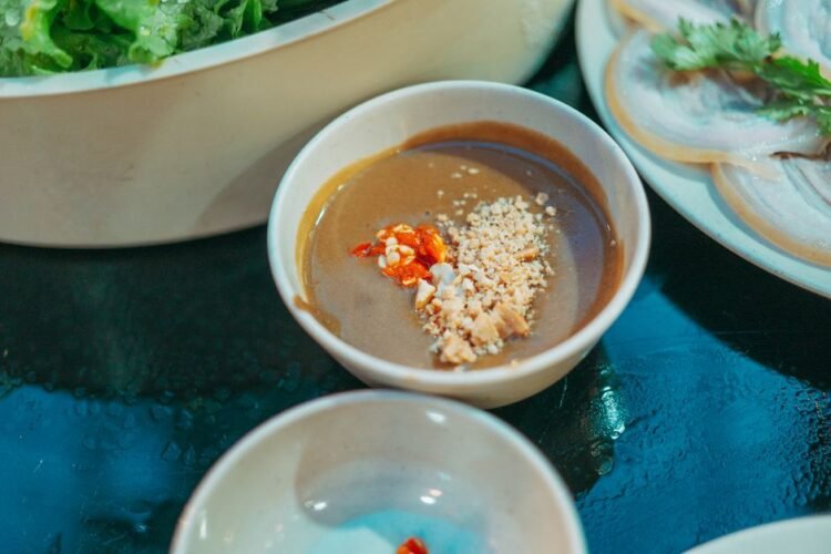 Ghanaian Peanut Soup with Chicken