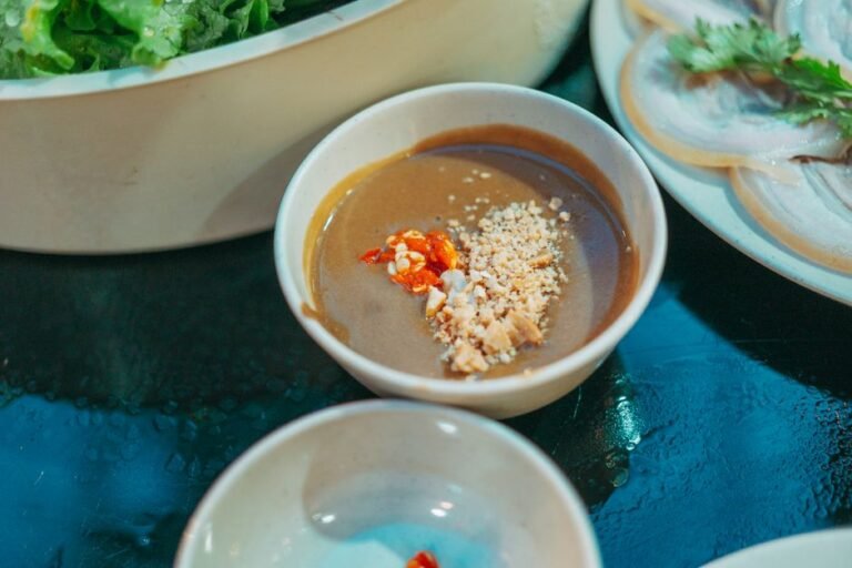 Ghanaian Peanut Soup with Chicken