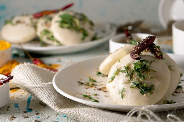 Gujarat-Style Steamed Savory Chickpea Cake