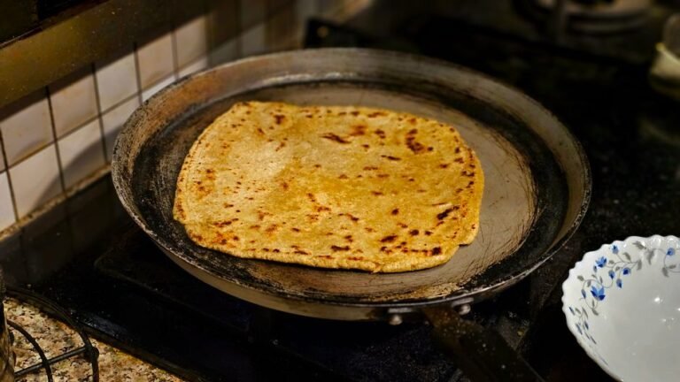 Gujarati Fenugreek Flatbread with Spices