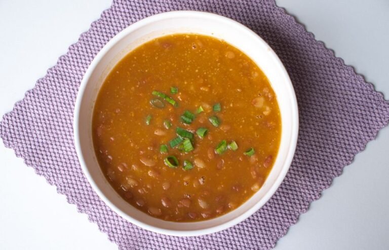 Hearty Italian Pasta and White Bean Soup