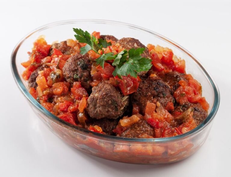 Italian Meatballs in Tomato Sauce
