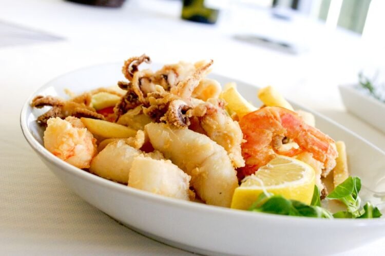 Italian Mixed Fried Seafood Platter