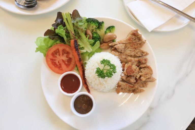 Ivorian One-Pot Spiced Rice with Chicken