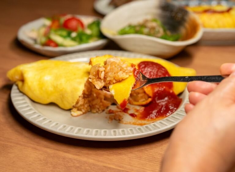 Japanese Chicken Omelette Rice
