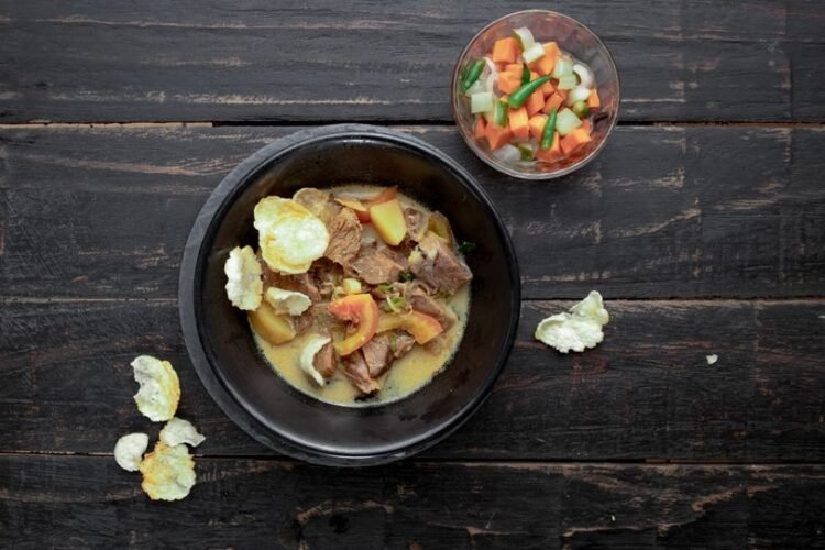 Kenyan Coconut Red Kidney Bean Stew