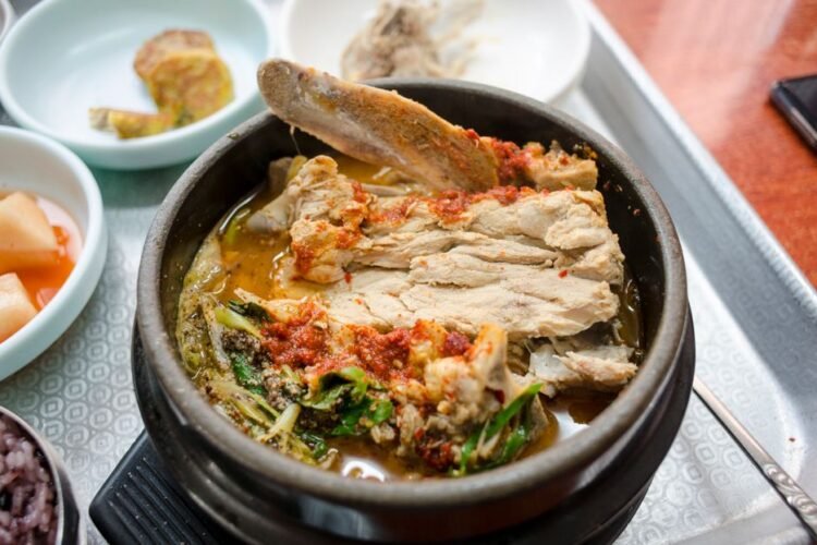 Korean Soybean Paste Stew with Beef and Vegetables