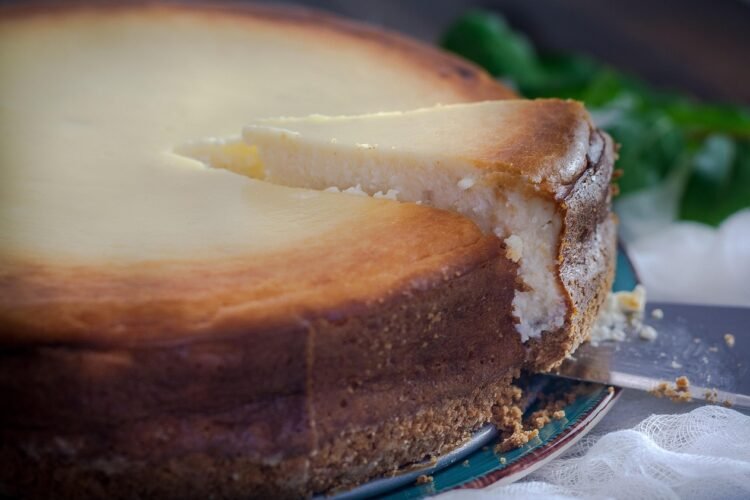 Kunefe Cheese Pastry with Syrup