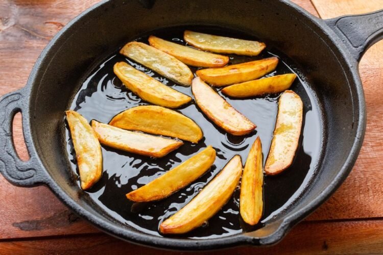 Lisbon-Style Pan-Fried Pork Liver with Crispy Potatoes
