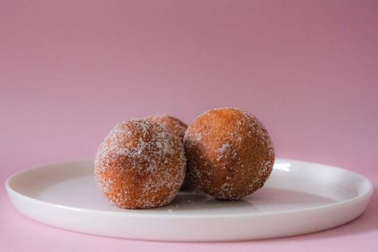 Neapolitan Honey-Fried Dough Balls