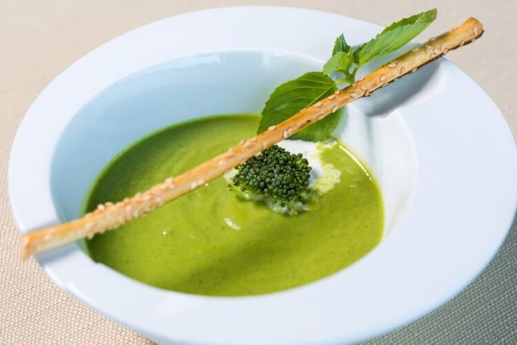 Provençal Vegetable and Bean Soup with Basil Pistou