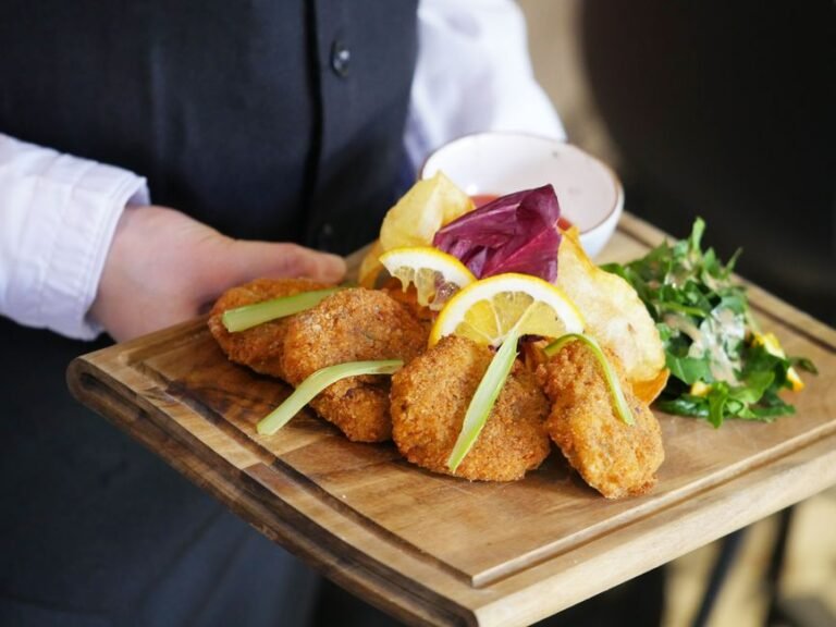 Roman Veal Cutlets with Prosciutto and Sage