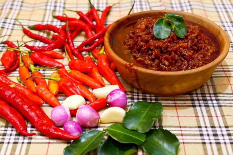 Tunisian Harissa Chili Paste