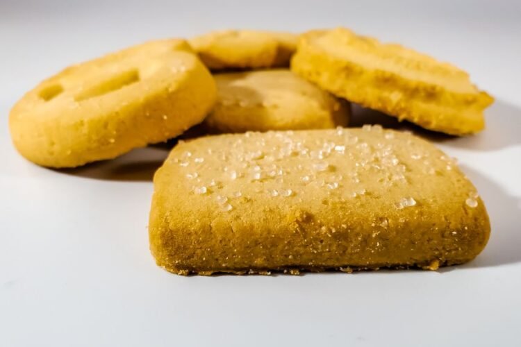 Tunisian Semolina Shortbread Cookies