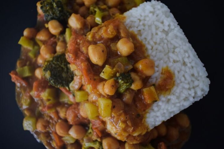 Ugandan Chicken Groundnut Stew