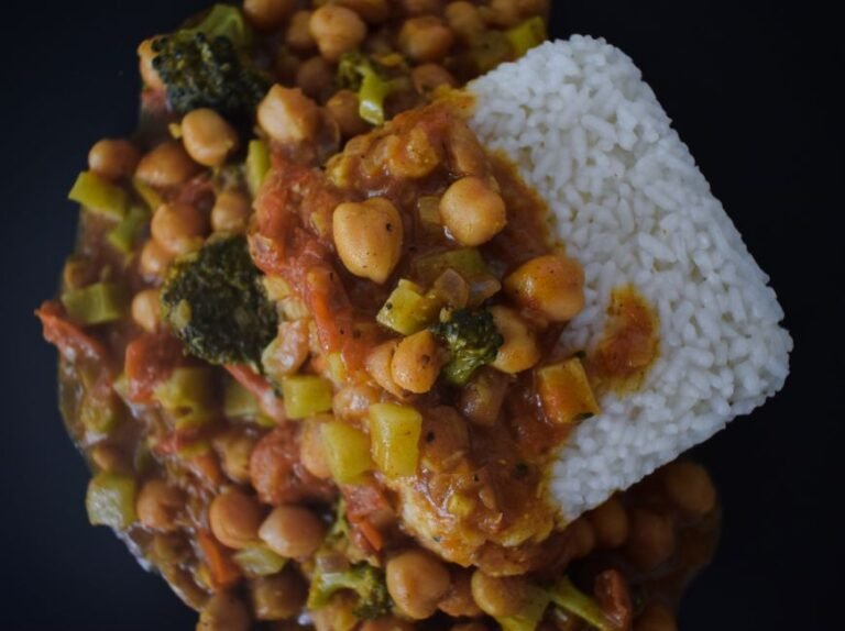 Ugandan Chicken Groundnut Stew