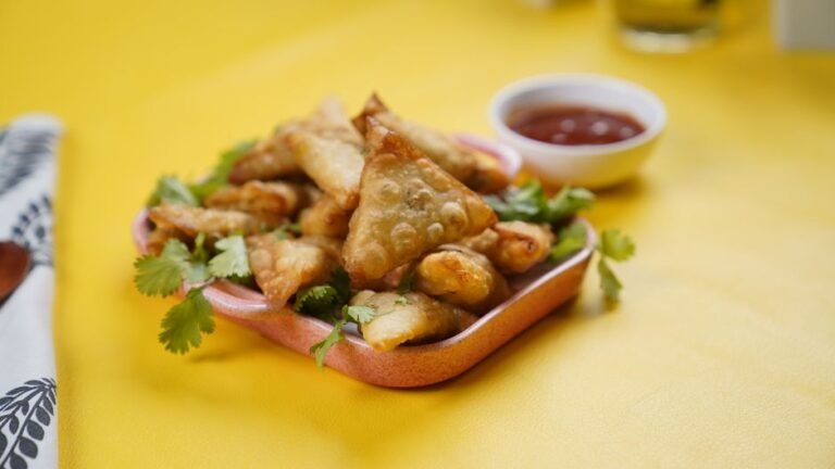 Bahraini Spiced Lamb Samboosa Parcels with Date-Tamarind Dip
