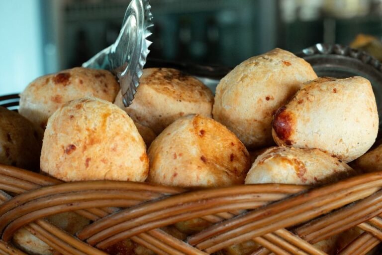 Bolivian Cassava Cheese Bread Rolls