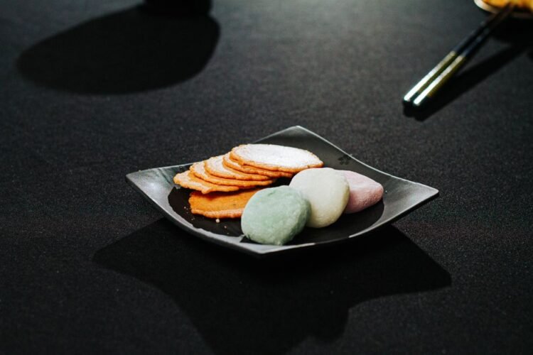 Bracken Starch Mochi with Roasted Soybean Flour