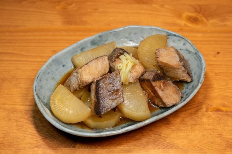 Braised Yellowtail with Daikon Radish