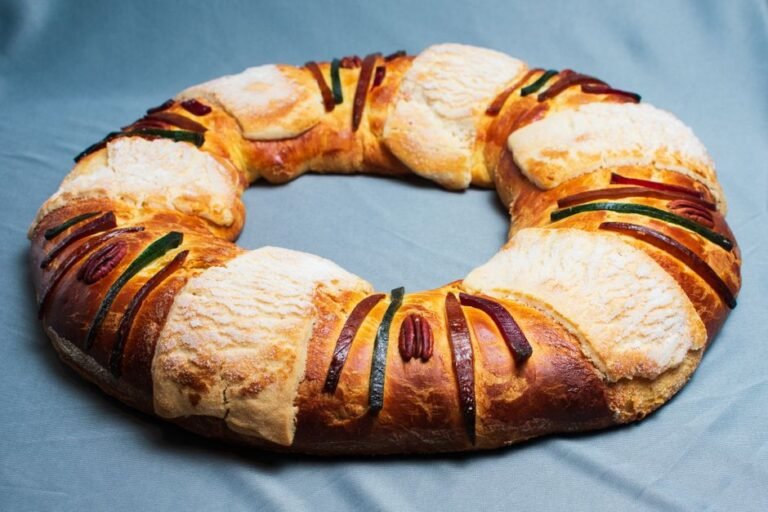 Catalan Epiphany Ring Cake
