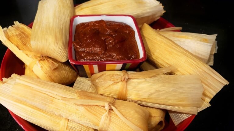Classic Chicken Mole Tamales