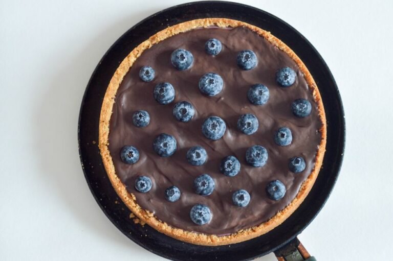 Classic Finnish Blueberry Pie