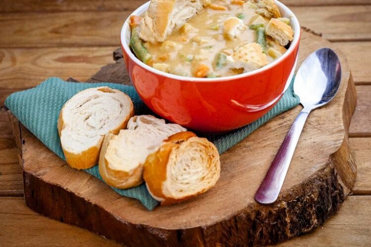 Classic Greek White Bean and Vegetable Soup