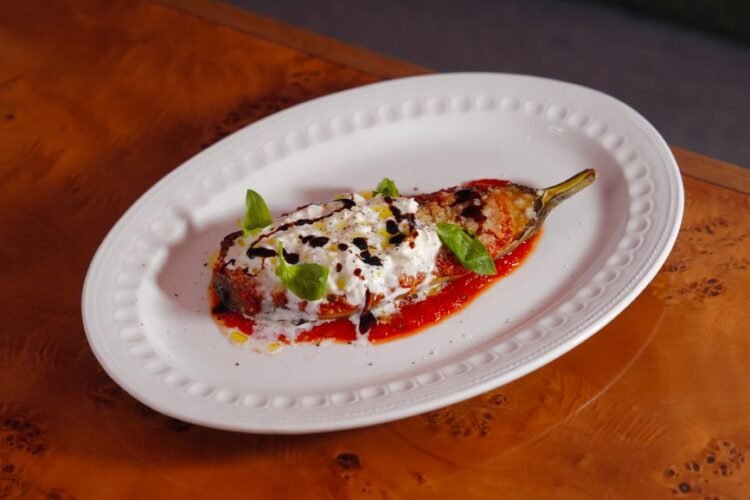 Classic Istanbul Stuffed Eggplant with Ground Lamb