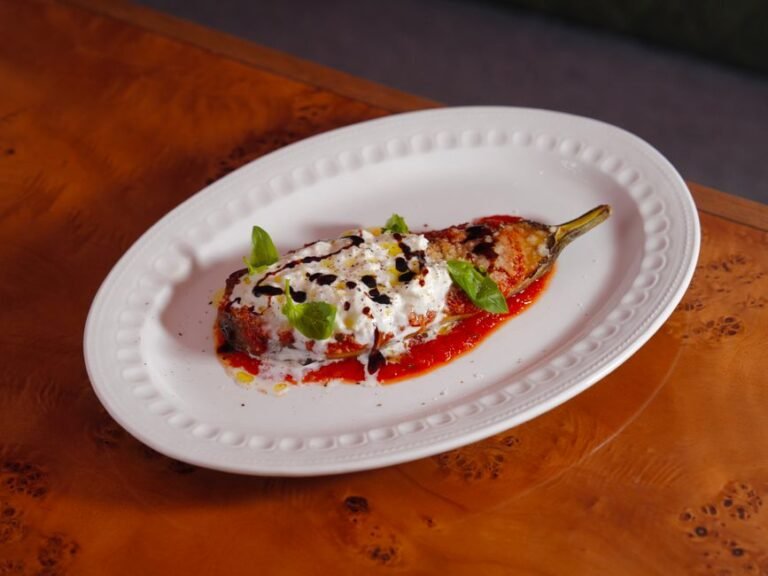 Classic Istanbul Stuffed Eggplant with Ground Lamb