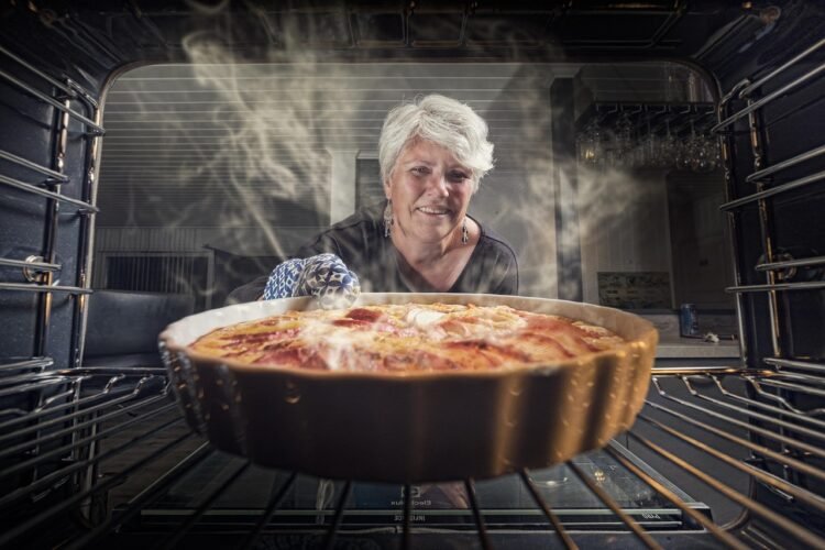 Classic Turkish Spinach and Feta Phyllo Pie