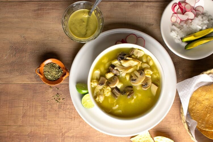 Classic Yucatan Lime Chicken Soup