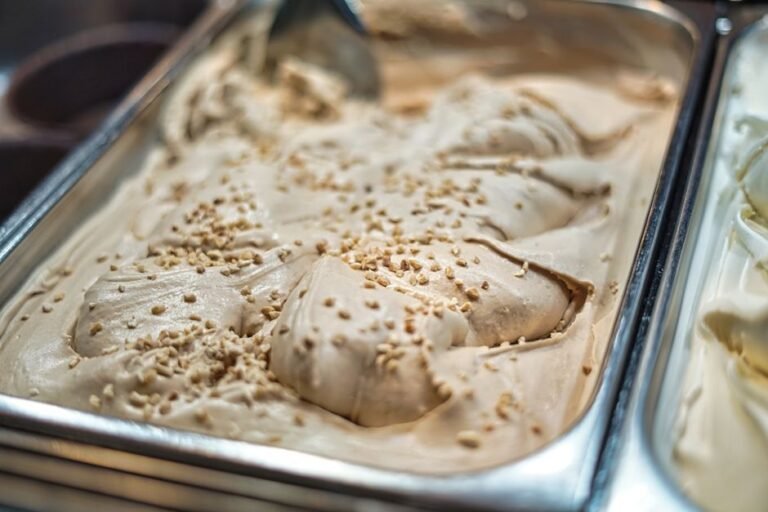 Creamy Argentine-Style Ice Cream with Dulce de Leche