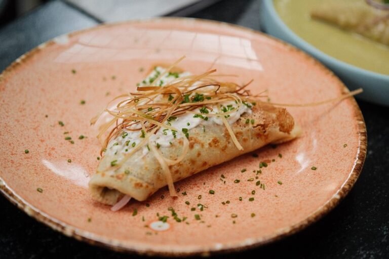 Crispy Vietnamese Shrimp Crepe