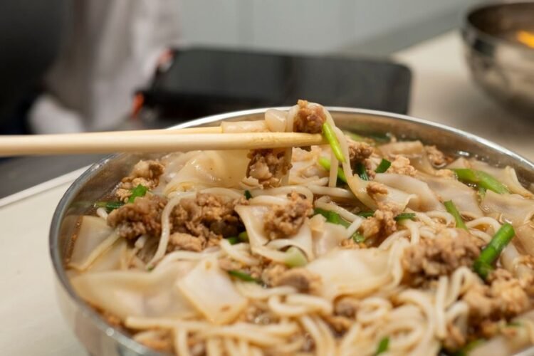 Crossing the Bridge Rice Noodles