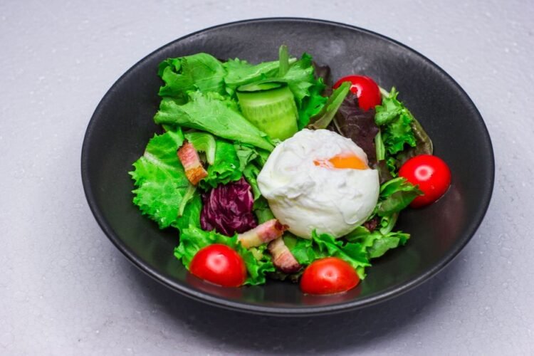 Dandelion Salad with Warm Bacon Dressing