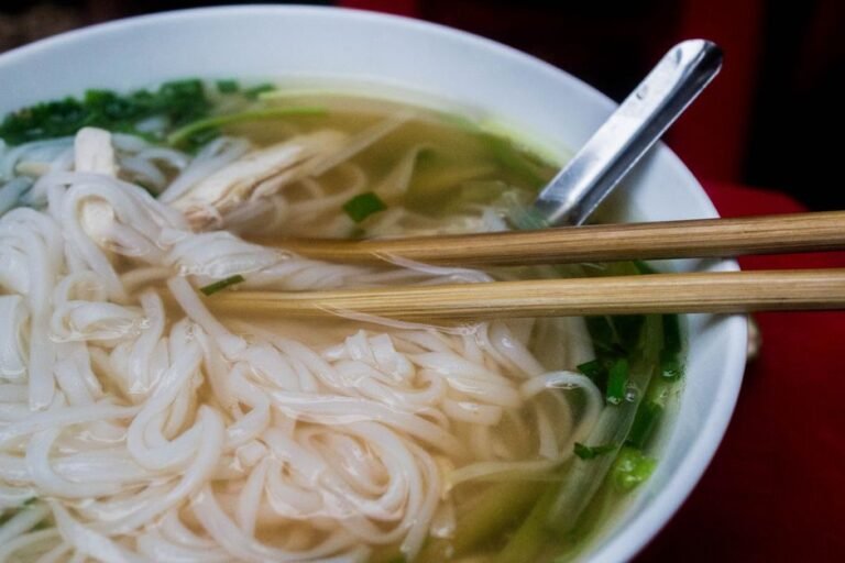 Djibouti-Style Aromatic Chicken Soup