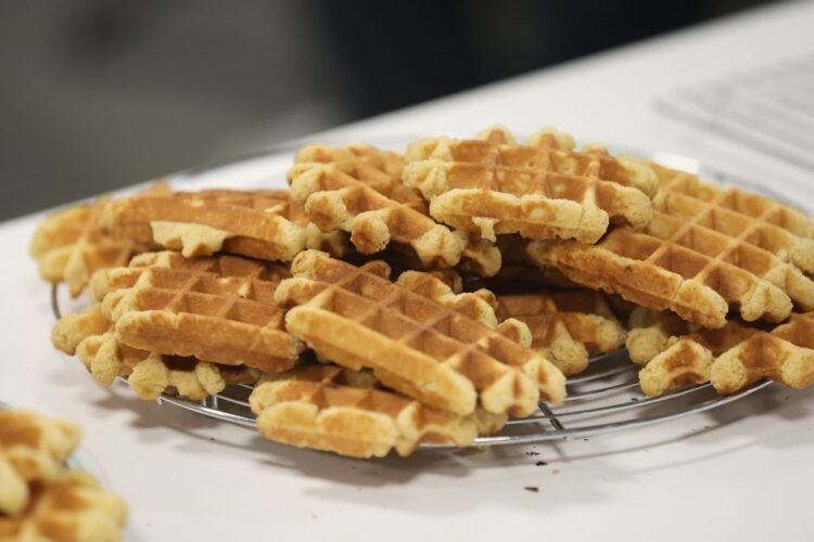 Dutch Caramel Syrup Waffles (Stroopwafels)