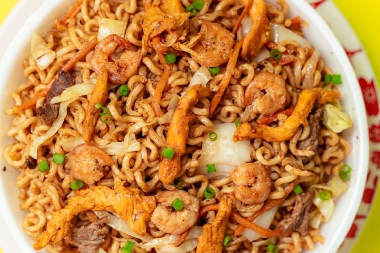 Filipino Stir-Fried Rice Vermicelli with Chicken and Shrimp