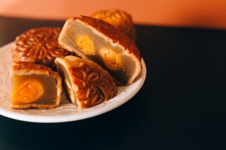 Five Kernel Mooncake Traditional