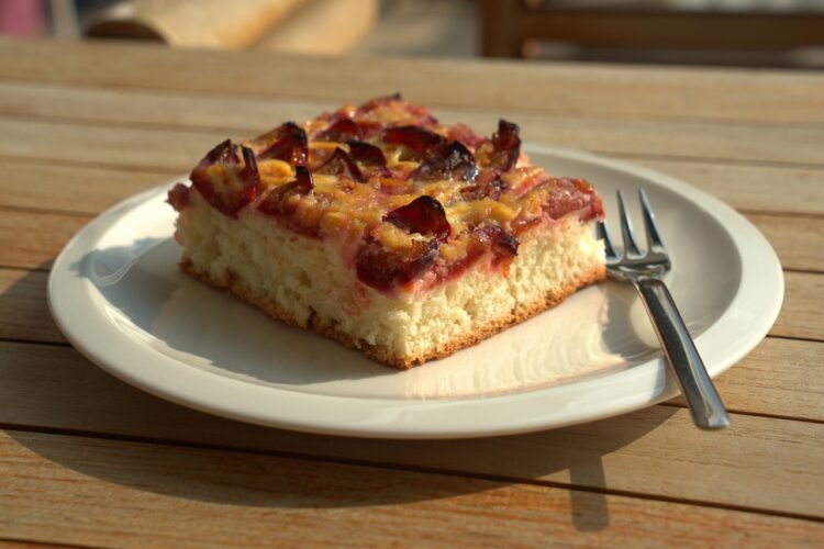 German Plum Cake