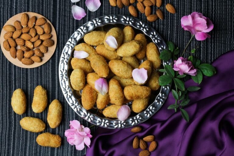 Greek Almond Macaroon Cookies
