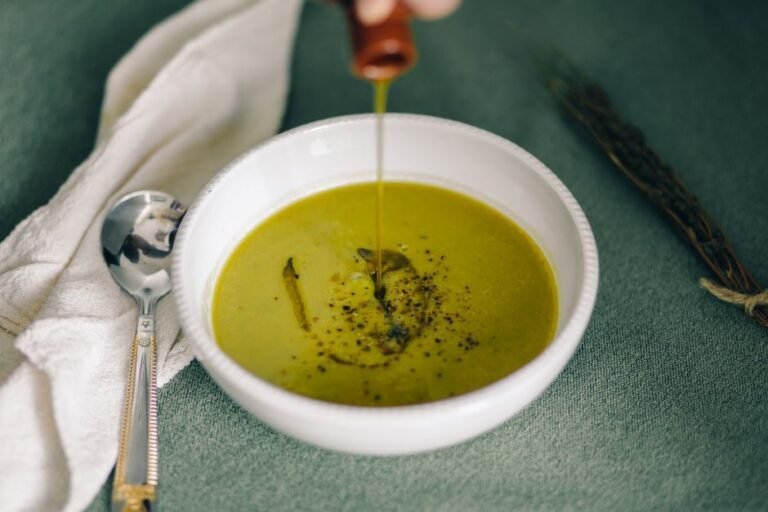 Greek Lentil Soup with Olive Oil and Vinegar