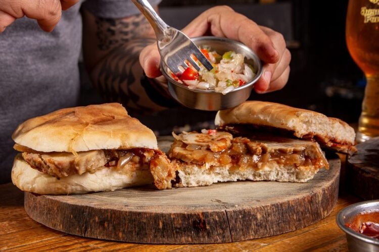 Guadalajara Drowned Pork Sandwiches